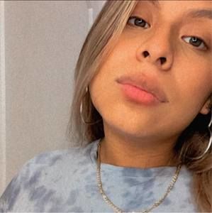 Meet your Posher, Marisol